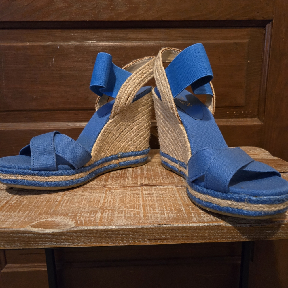 Lauren Ralph Lauren Blue Tan Wedge Sandals